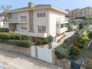 Moradia T3 para Venda em Aldoar, Foz do Douro e Nevogilde