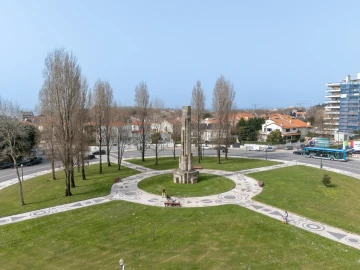 Moradia T3 para Venda em Aldoar, Foz do Douro e Nevogilde