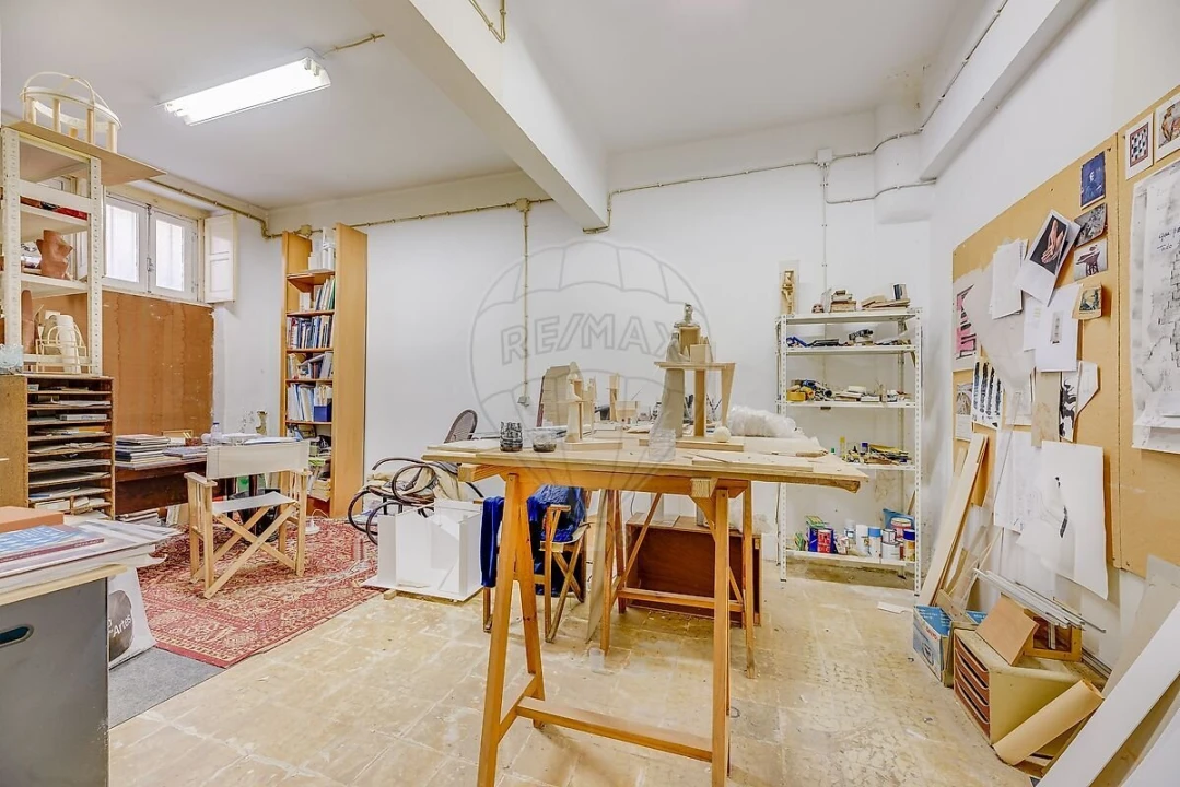 Loja para Venda em Alvalade Foto 12