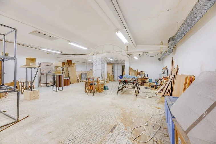 Loja para Venda em Alvalade Foto 7