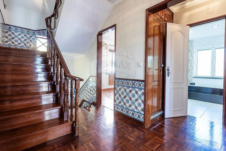 Moradia T4 para Venda em Penha de França Foto 47