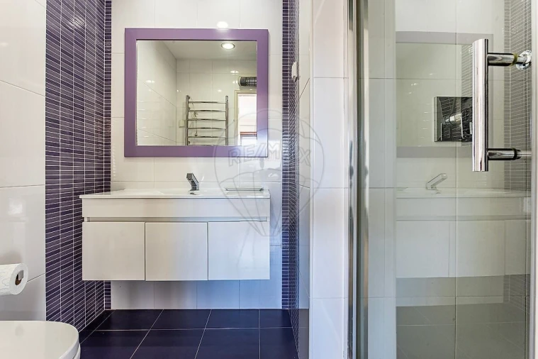 Moradia T4 para Venda em Penha de França Foto 41