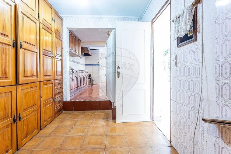 Moradia T4 para Venda em Penha de França Foto 25