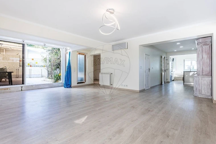 Moradia T4 para Venda em Penha de França Foto 19