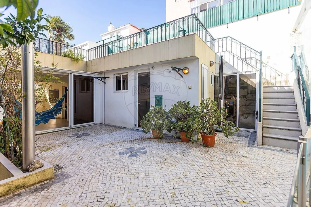 Moradia T4 para Venda em Penha de França Foto 8