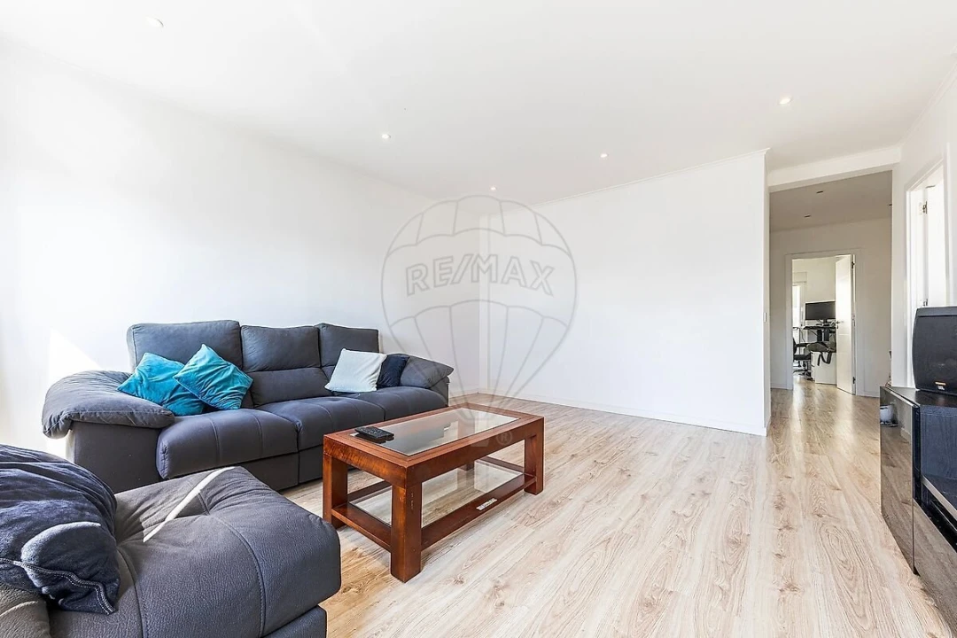 Apartamento T2 para Venda em Mina de Água Foto 5