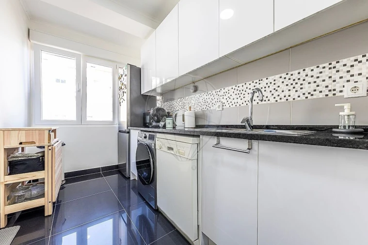 Apartamento T2 para Venda em Mina de Água Foto 18