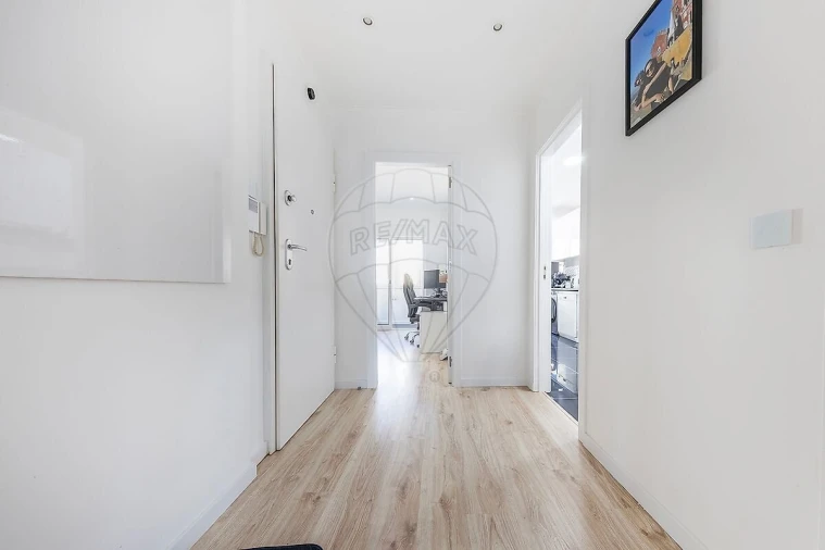 Apartamento T2 para Venda em Mina de Água Foto 16