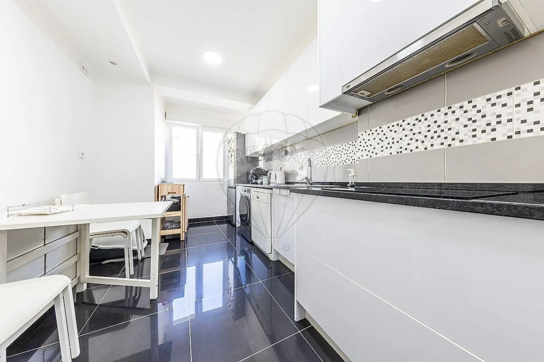 Apartamento T2 para Venda em Mina de Água Foto 19