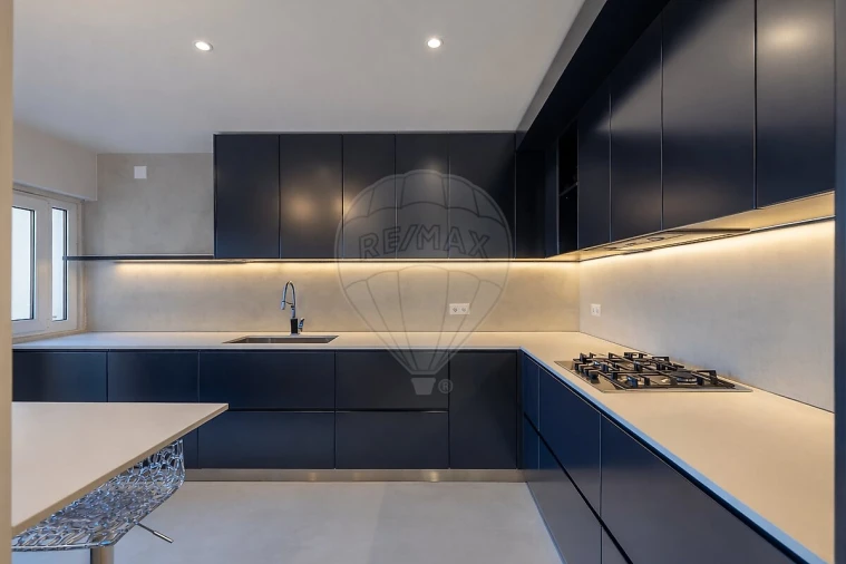 Apartamento T4 para Venda em São Vicente Foto 7