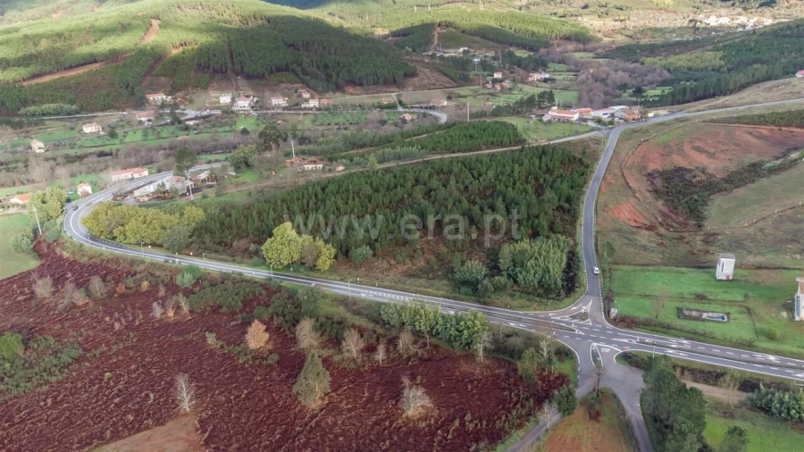 Terreno para Venda em Cortes do Meio Foto 3