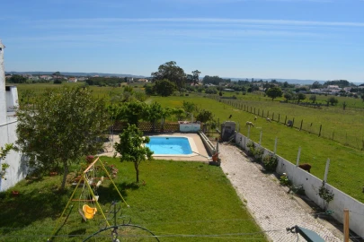 Moradia T5 para Venda em Riachos