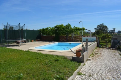 Moradia T5 para Venda em Riachos
