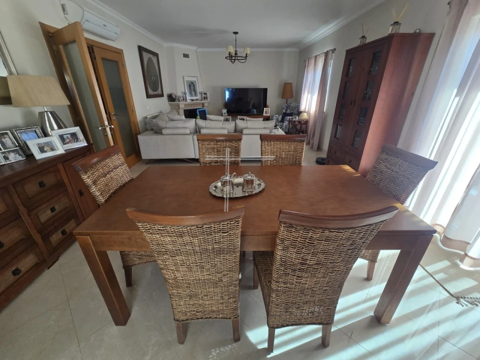 Moradia T4 para Venda em São Domingos de Rana Foto 3