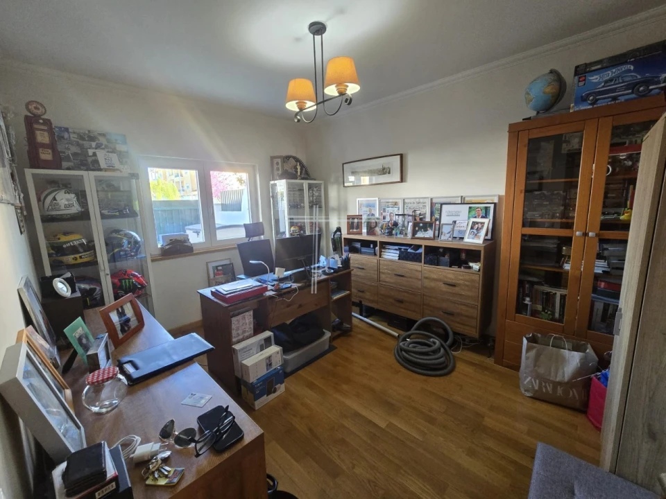 Moradia T4 para Venda em São Domingos de Rana Foto 10