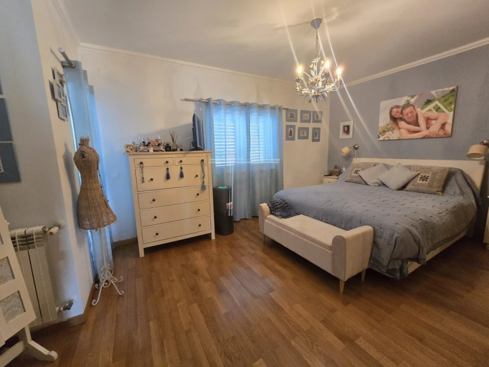 Moradia T4 para Venda em São Domingos de Rana Foto 13