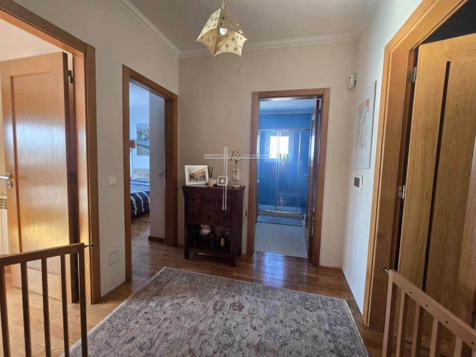 Moradia T4 para Venda em São Domingos de Rana Foto 20