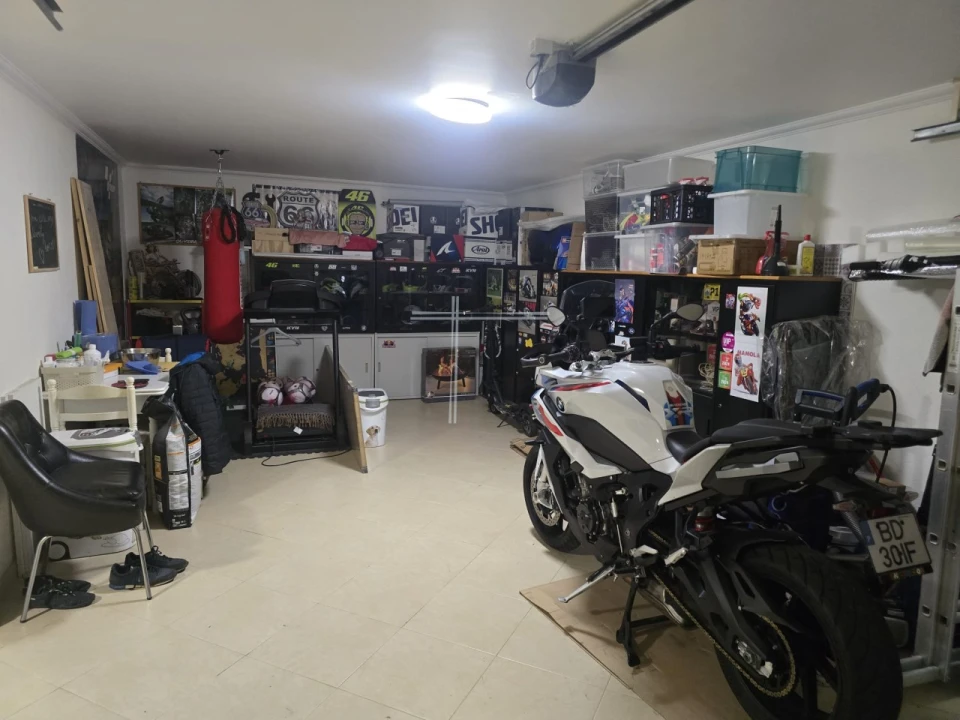 Moradia T4 para Venda em São Domingos de Rana Foto 25