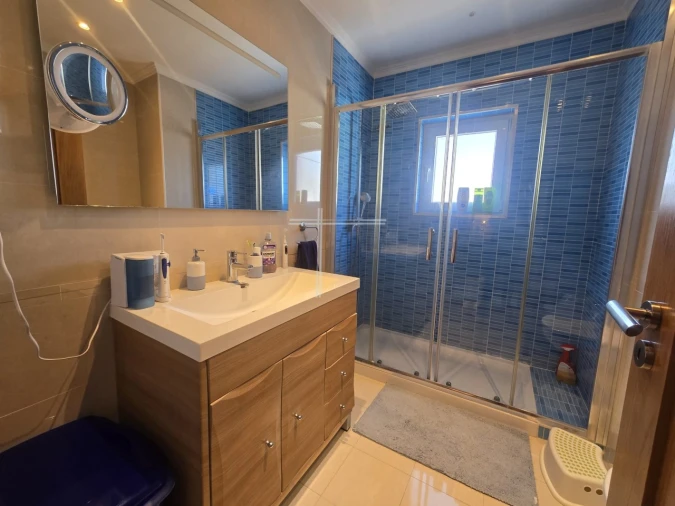 Moradia T4 para Venda em São Domingos de Rana Foto 19