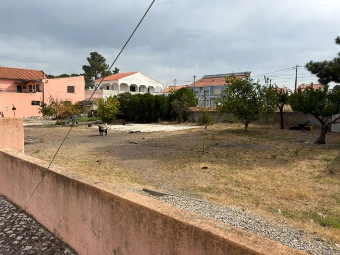 Terreno P/ Prédio para Venda em Quinta do Conde Foto 3