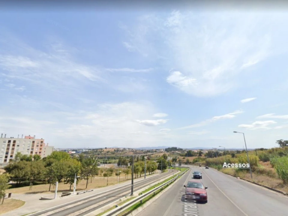 Terreno P/ Prédio para Venda em Caparica e Trafaria Foto 11