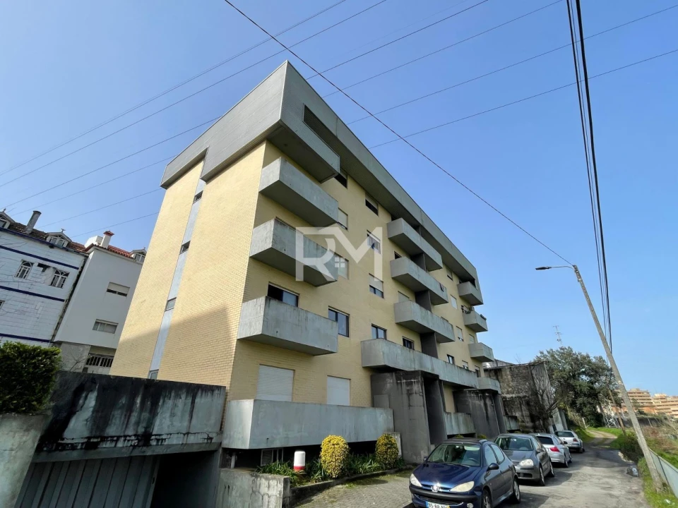 Apartamento T2 para Arrendamento em Gandra Foto 10