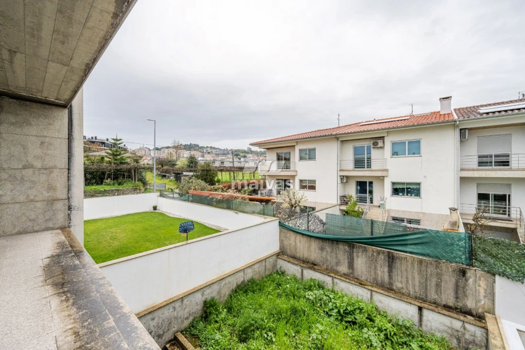Terreno para Venda em Nogueiró e Tenões Foto 26