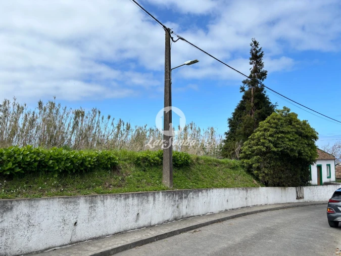 Moradia T2 para Venda em Remedios Foto 3