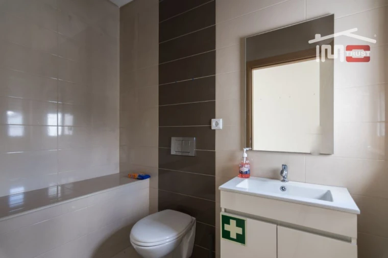 Loja para Arrendamento em Santa Catarina da Serra e Chainça Foto 6