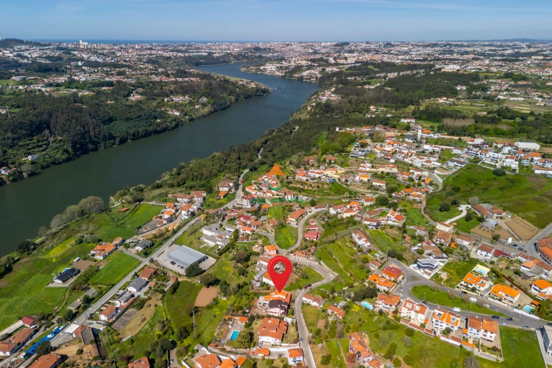 Moradia T3 para Venda em Gondomar (São Cosme), Valbom e Jovim Foto 37