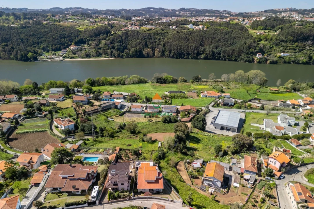 Moradia T3 para Venda em Gondomar (São Cosme), Valbom e Jovim Foto 35