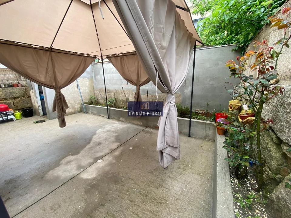 Moradia T3 para Venda em Paranhos Foto 2