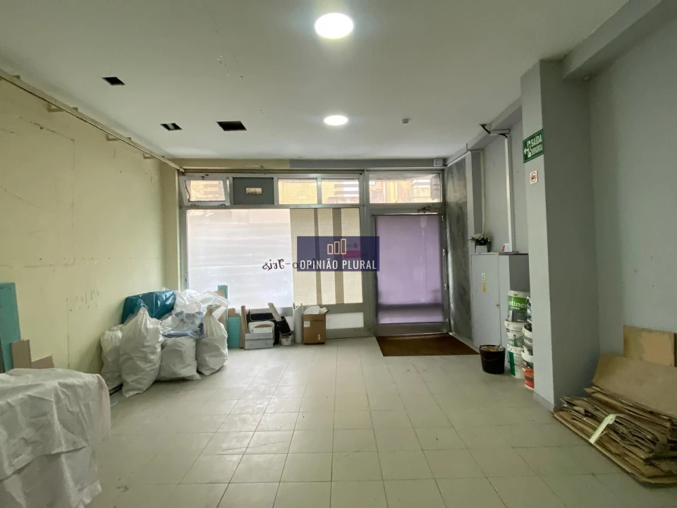 Loja para Venda em Cedofeita, Santo Ildefonso, Sé, Miragaia, São Nicolau e Vitória Foto 4