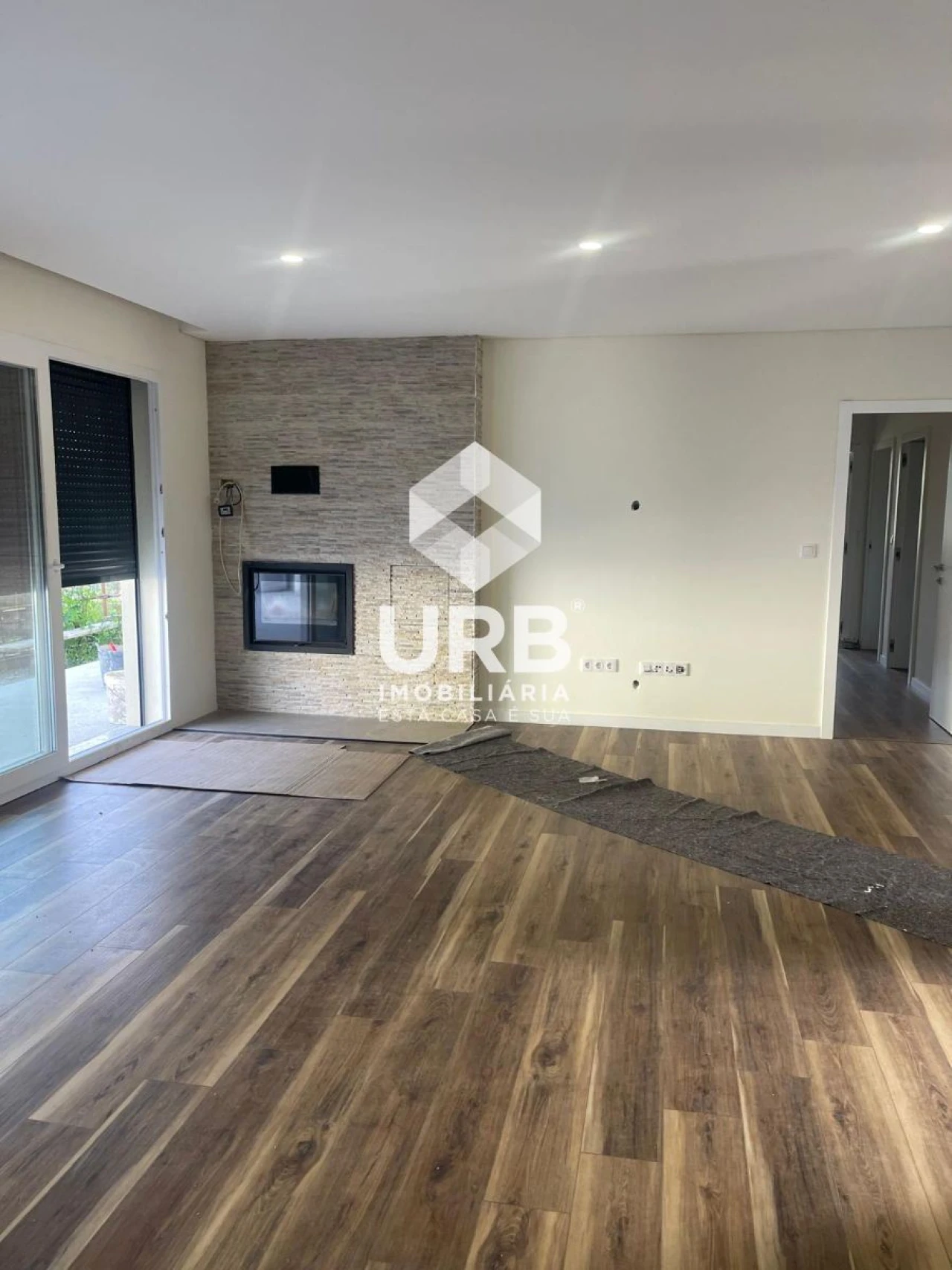 Moradia T3 para Venda em Espinho Foto 3