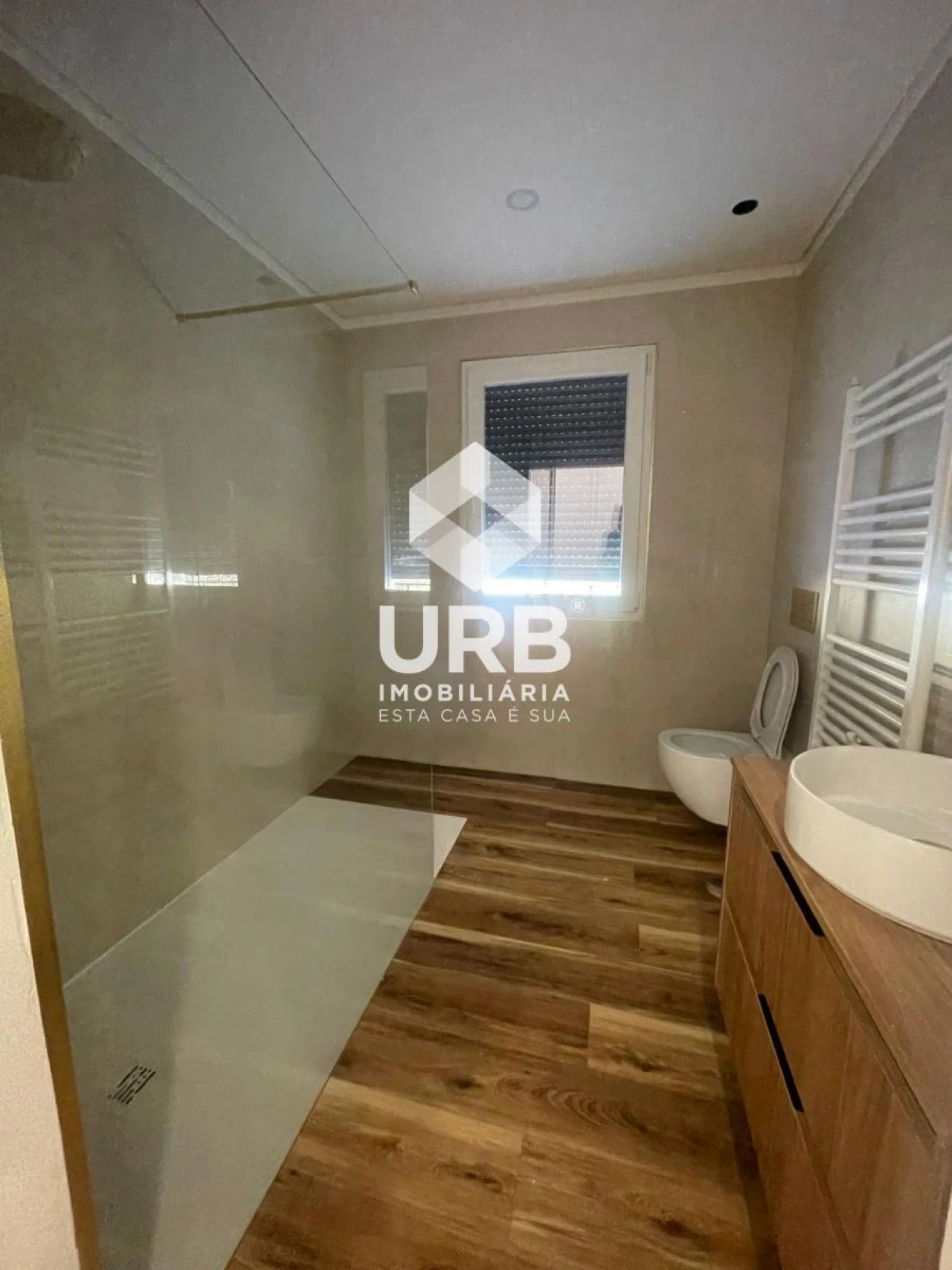 Moradia T3 para Venda em Espinho Foto 16