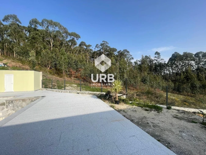 Moradia T3 para Venda em Espinho Foto 23