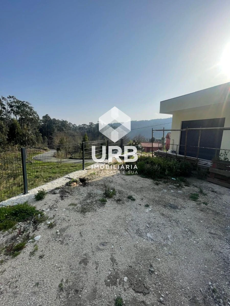 Moradia T3 para Venda em Espinho Foto 25