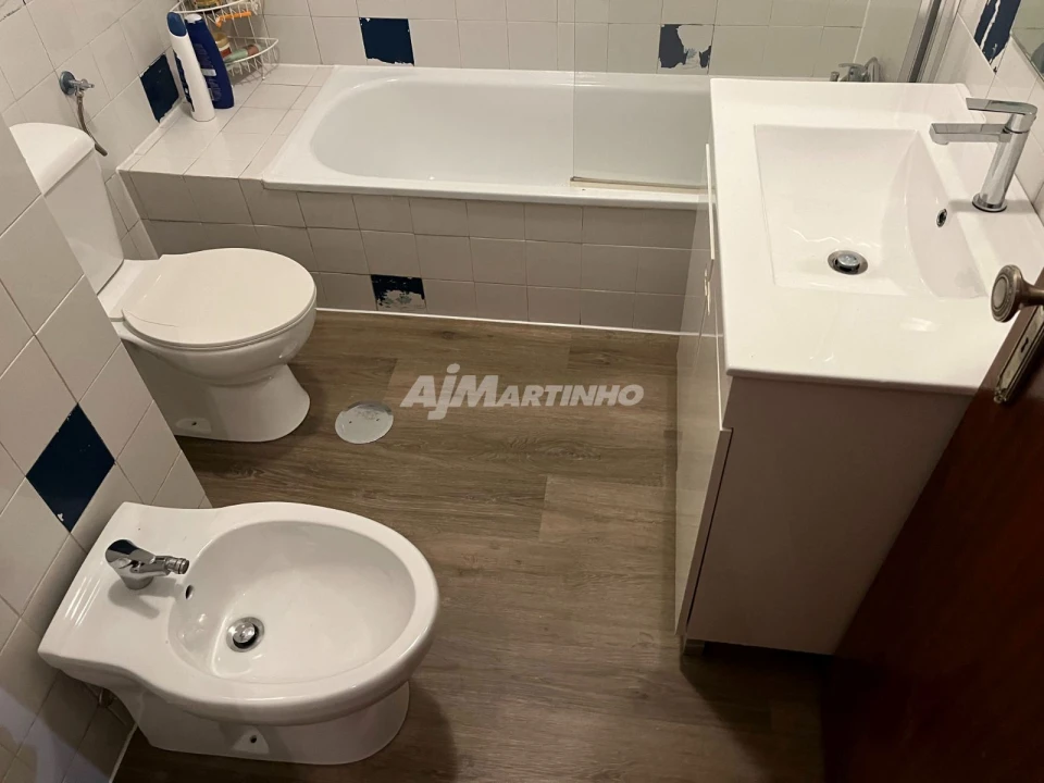 Apartamento T1 para Arrendamento em Lordelo do Ouro e Massarelos Foto 6