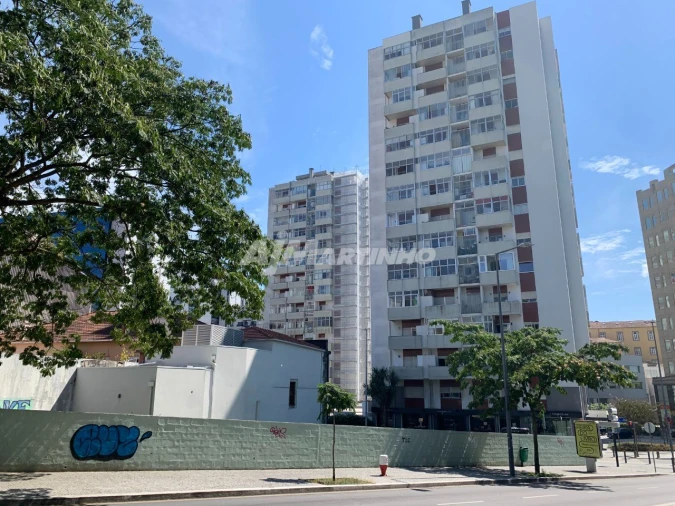 Apartamento T1 para Arrendamento em Lordelo do Ouro e Massarelos