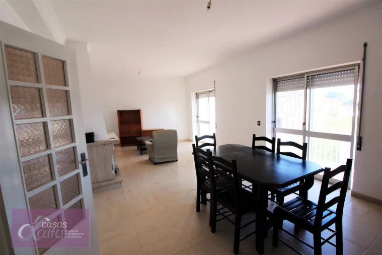 Quarto para Arrendamento em Leiria, Pousos, Barreira e Cortes Foto 4