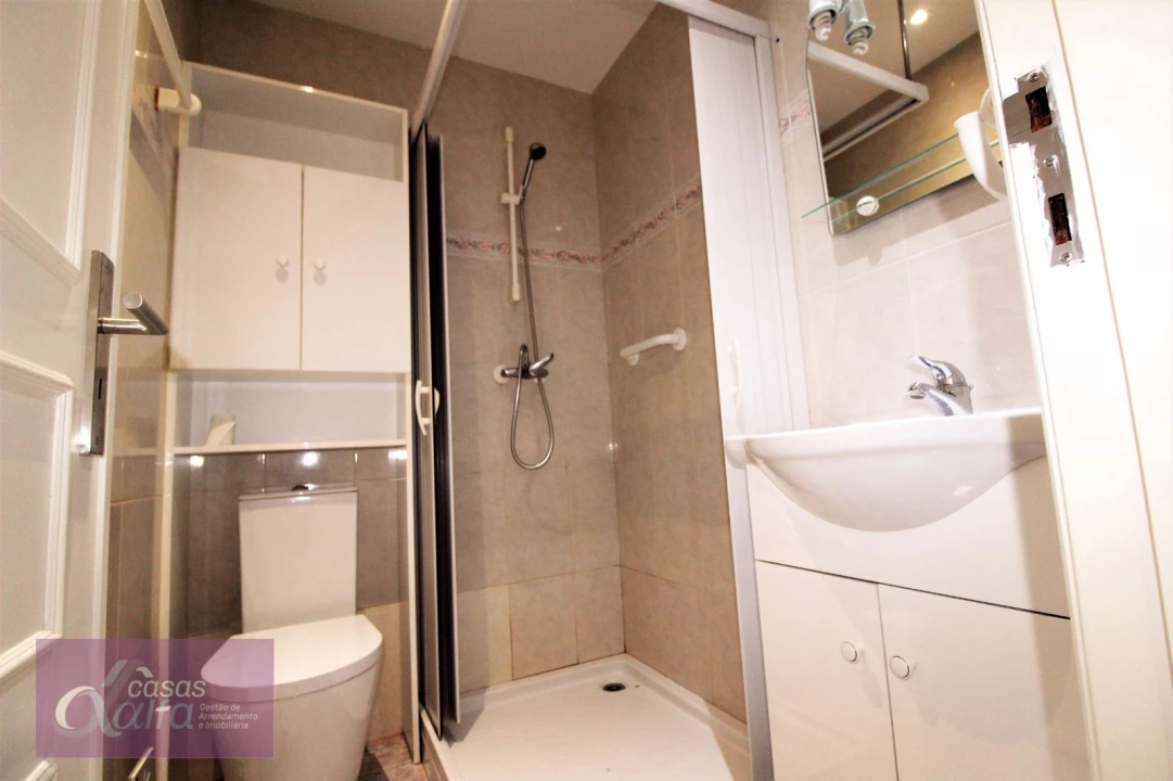 Quarto para Arrendamento em Leiria, Pousos, Barreira e Cortes Foto 5