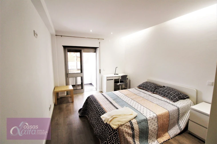 Quarto para Arrendamento em Leiria, Pousos, Barreira e Cortes Foto 2