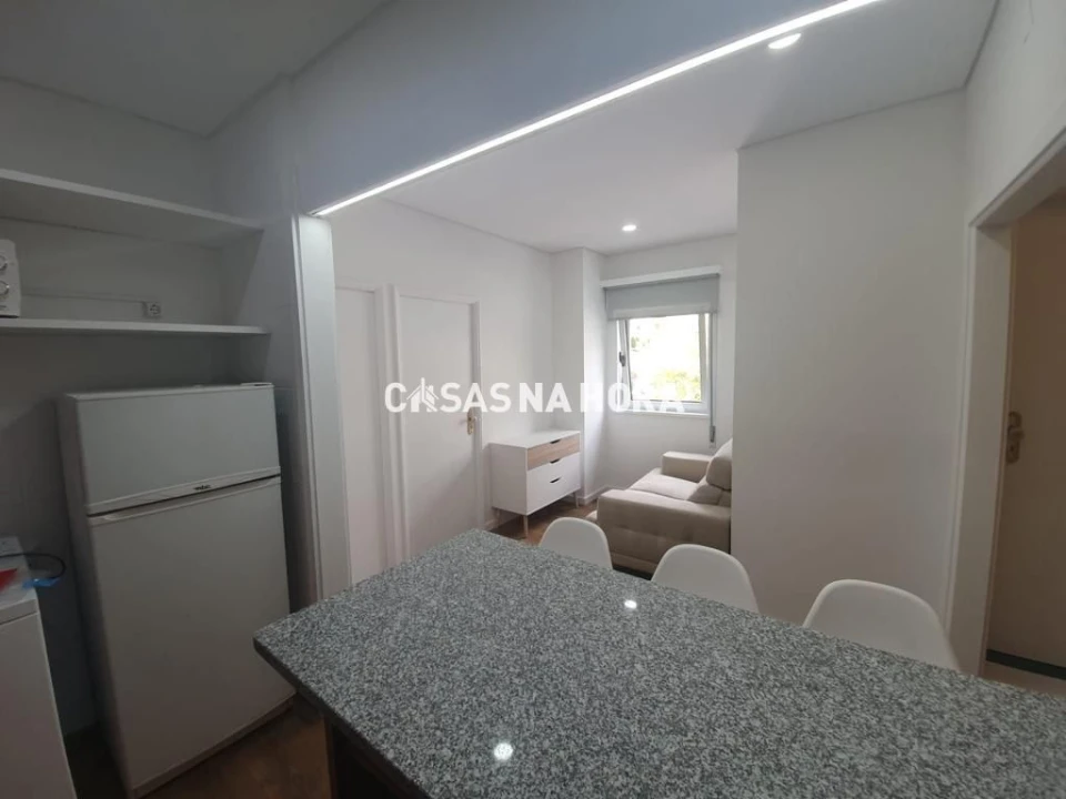 Apartamento T2 para Arrendamento em Viseu Foto 4