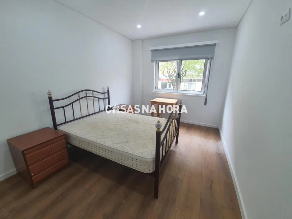 Apartamento T2 para Arrendamento em Viseu Foto 5