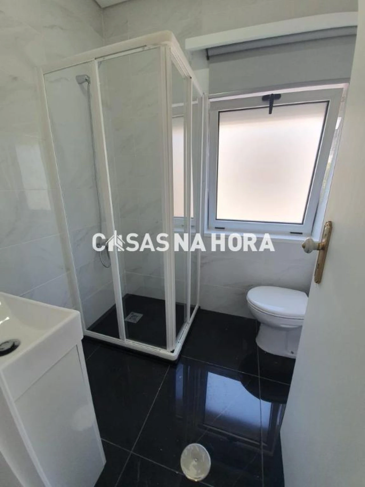 Apartamento T2 para Arrendamento em Viseu Foto 8