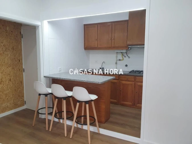 Apartamento T2 para Arrendamento em Viseu Foto 2