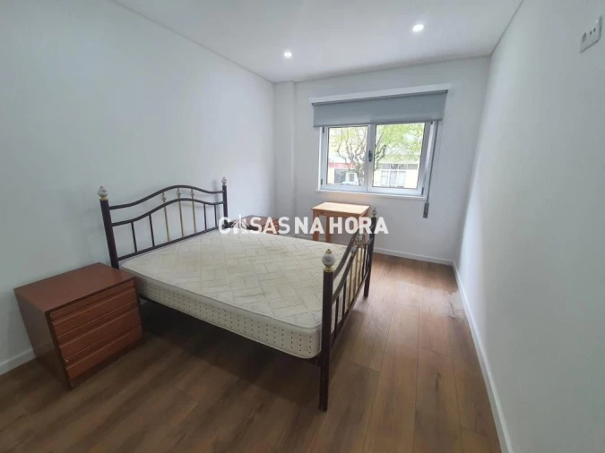 Apartamento T2 para Arrendamento em Viseu Foto 5