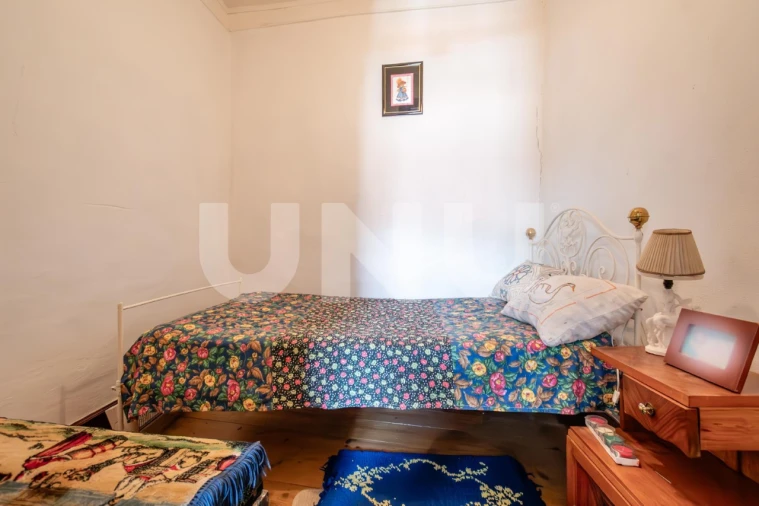 Moradia T7 para Venda em Cortes do Meio Foto 25