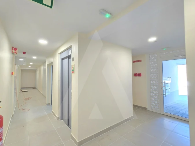 Apartamento T2 para Arrendamento em Aradas Foto 11