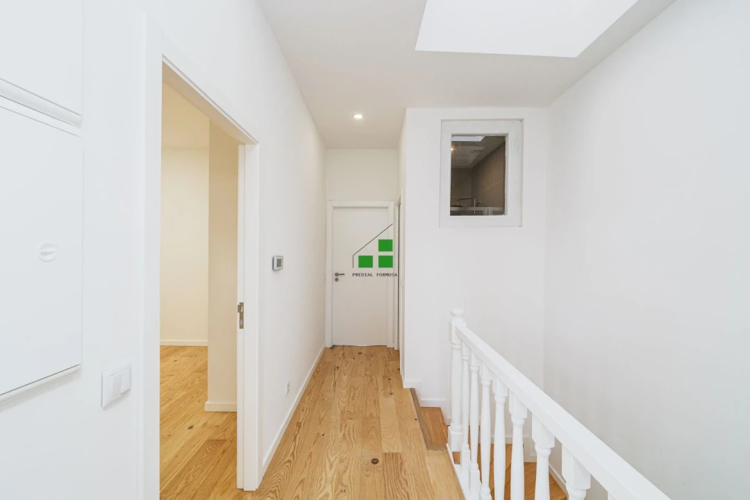 Apartamento T2 para Venda em Bonfim Foto 8